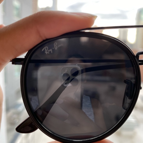 Ray Bans - Picture 2 of 6